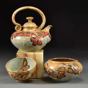 Ceramic bowl and tea pot